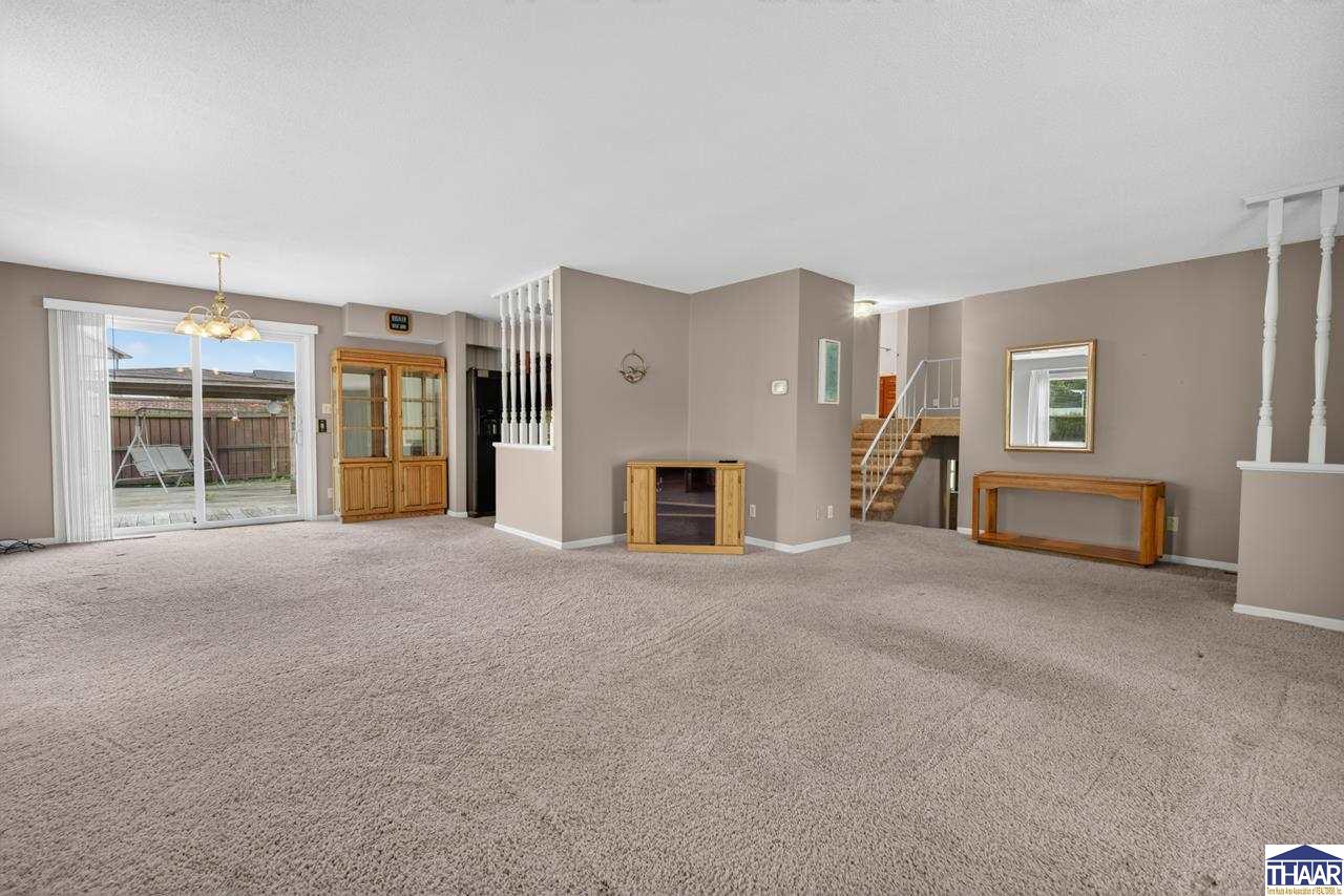 101 E Southglen Road