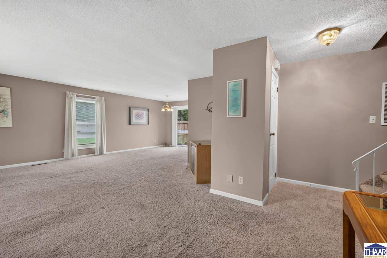 101 E Southglen Road
