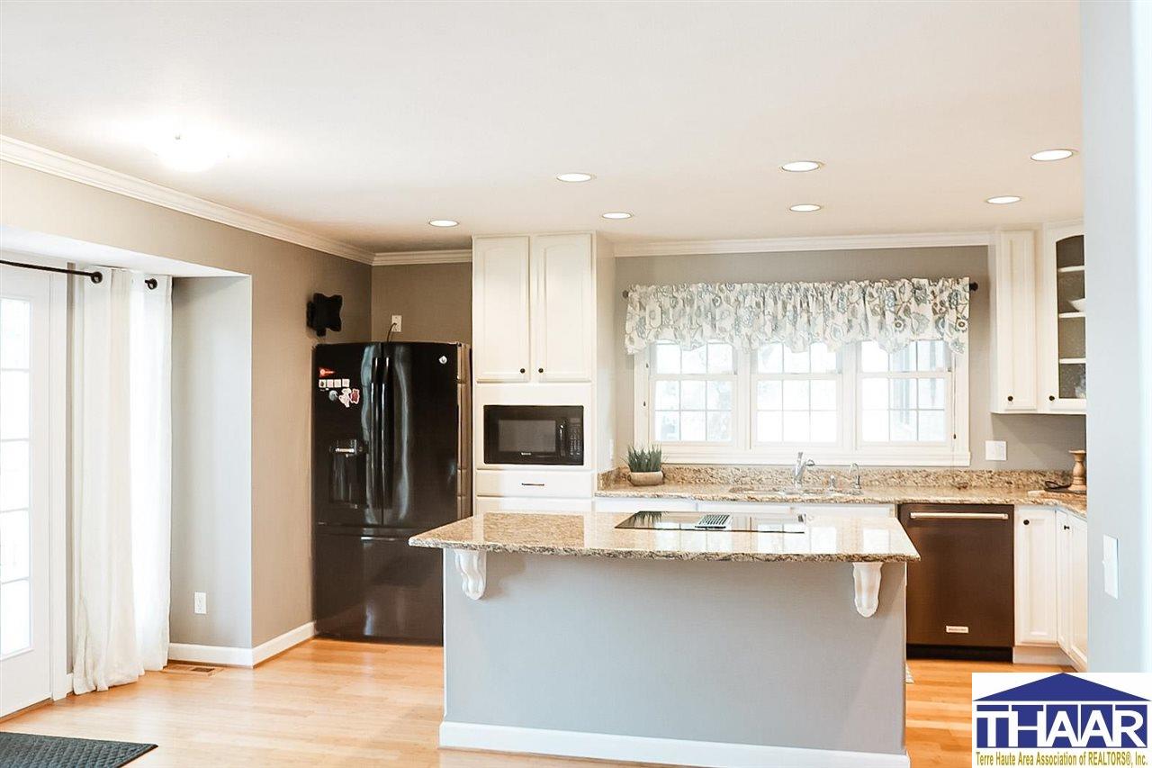 1373 Waters Edge Ct