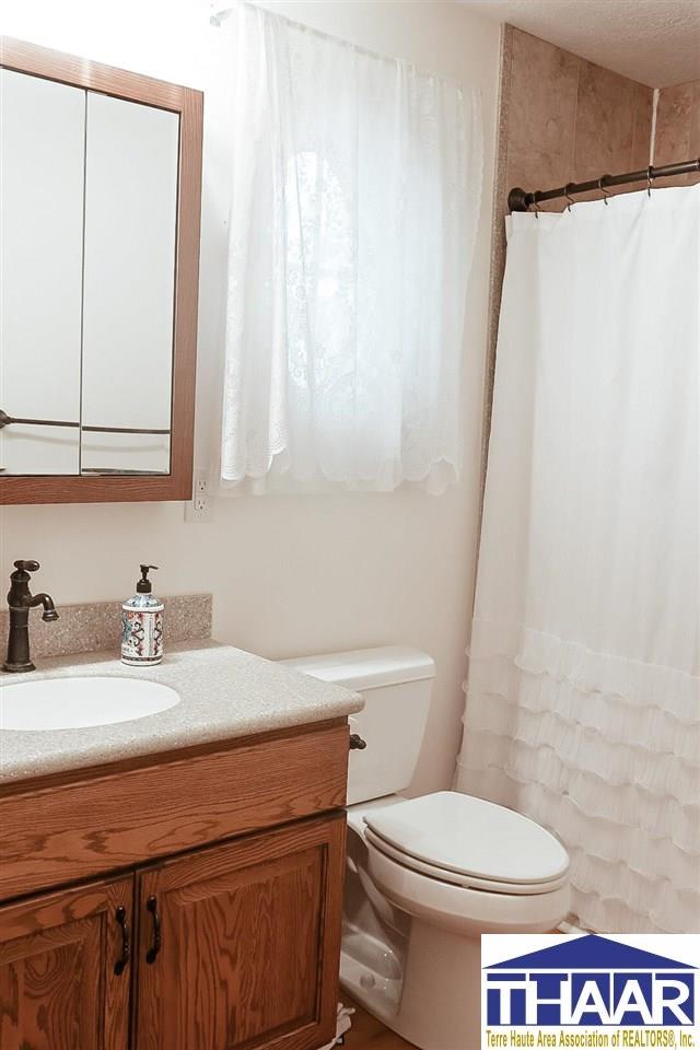 1373 Waters Edge Ct