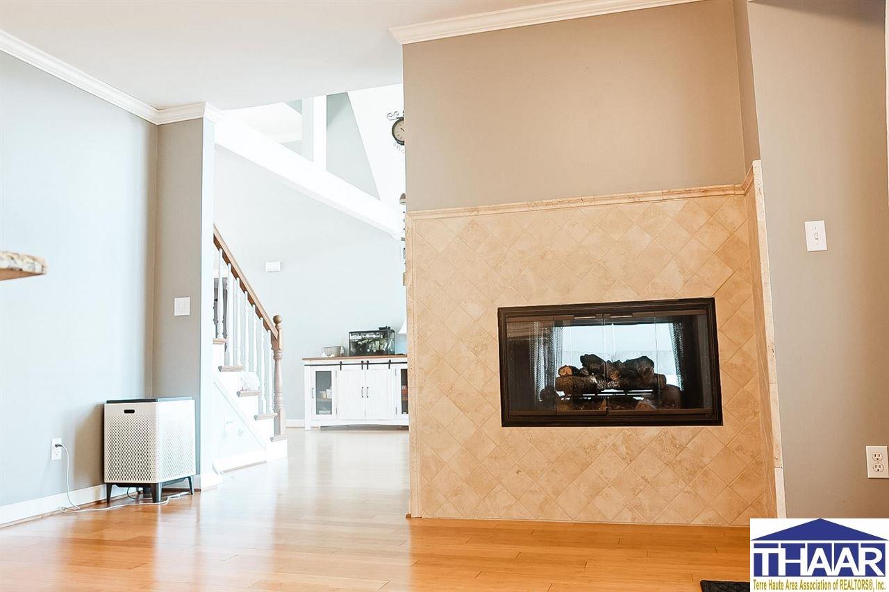 1373 Waters Edge Ct
