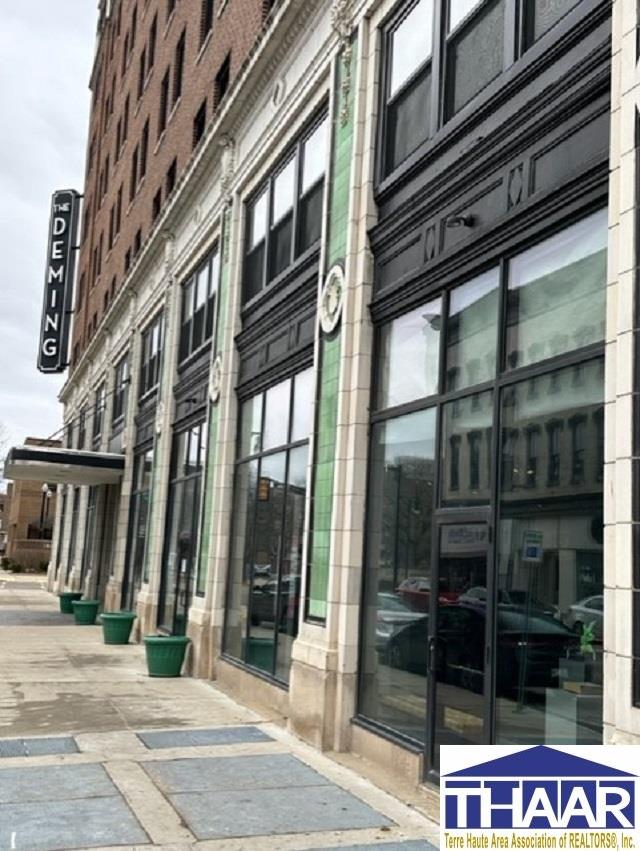 35 N 6th Street