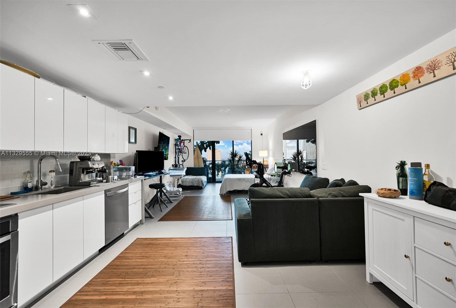 1600 NE 1st Ave # 2803