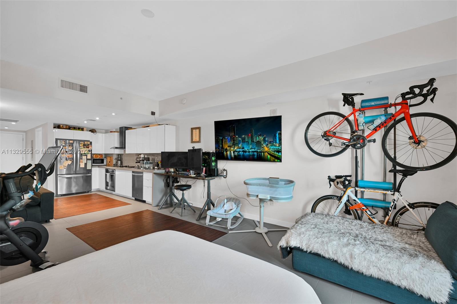 1600 NE 1st Ave # 2803