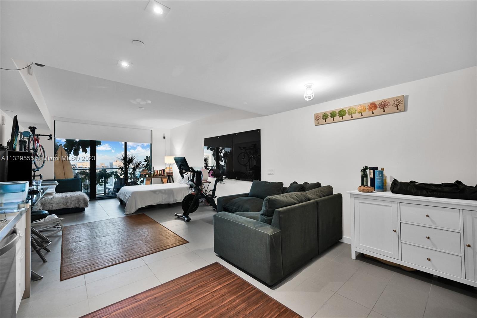 1600 NE 1st Ave # 2803