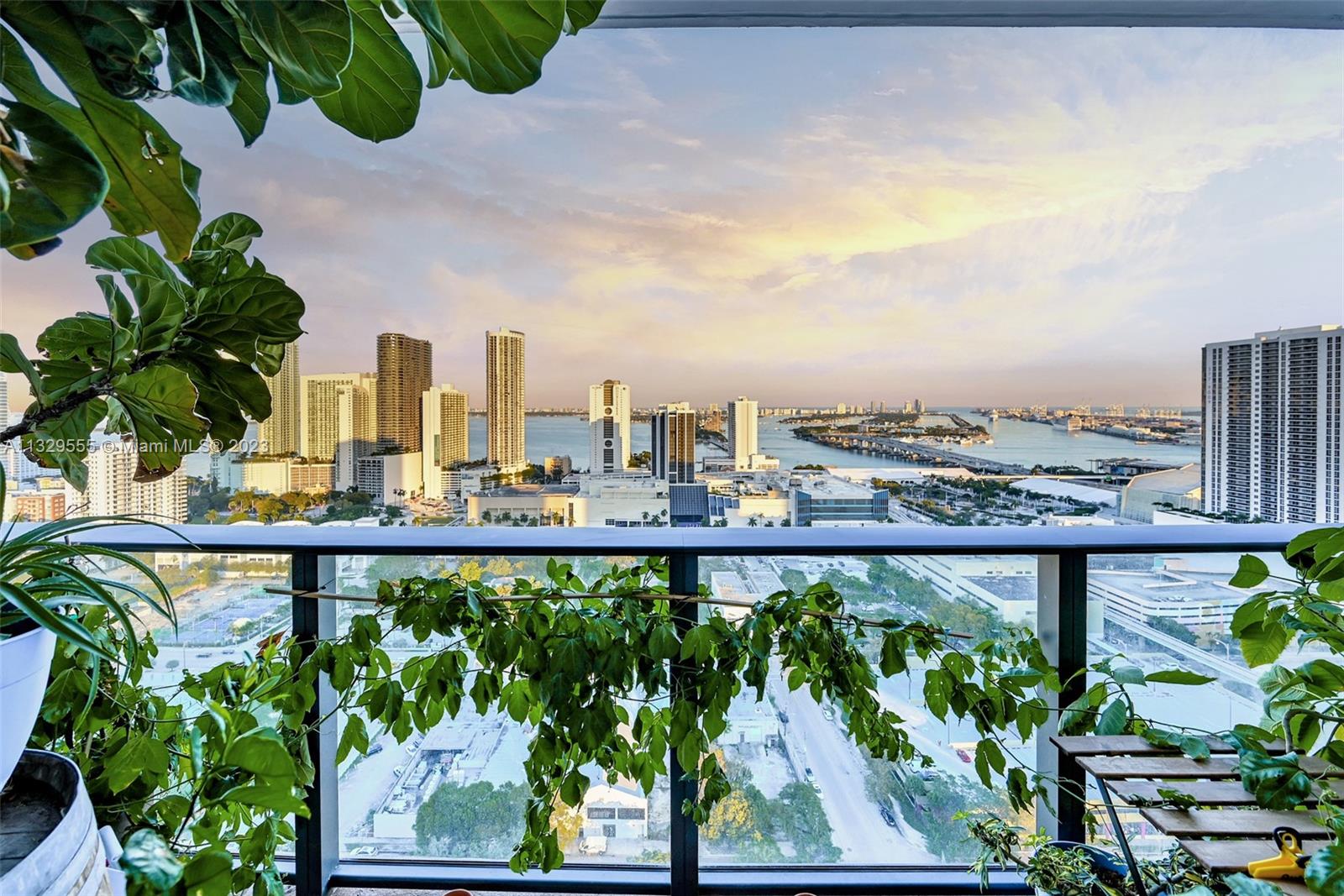 1600 NE 1st Ave # 2803