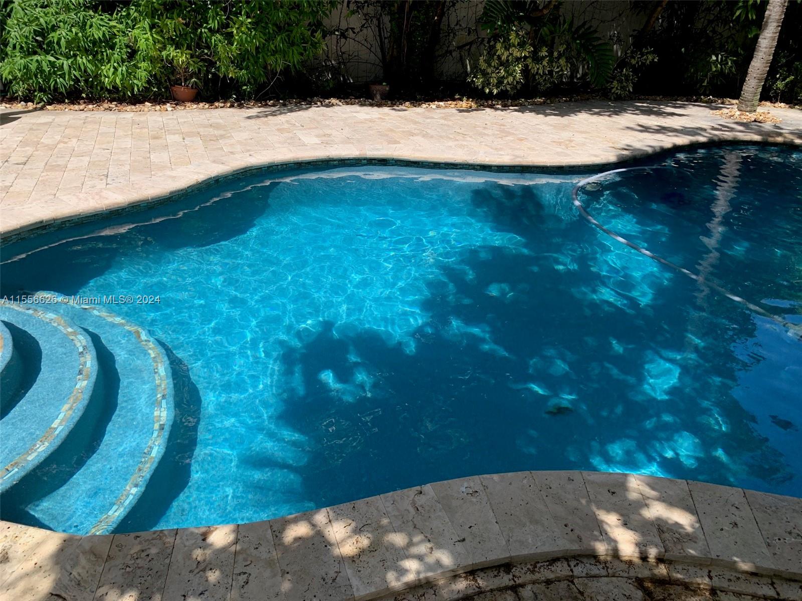 3521 SW 23rd St # 3521