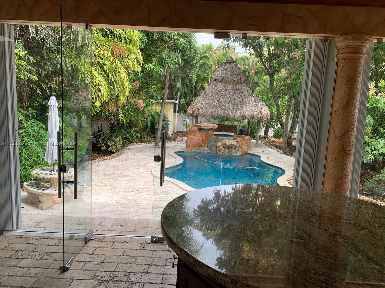 3521 SW 23rd St # 3521