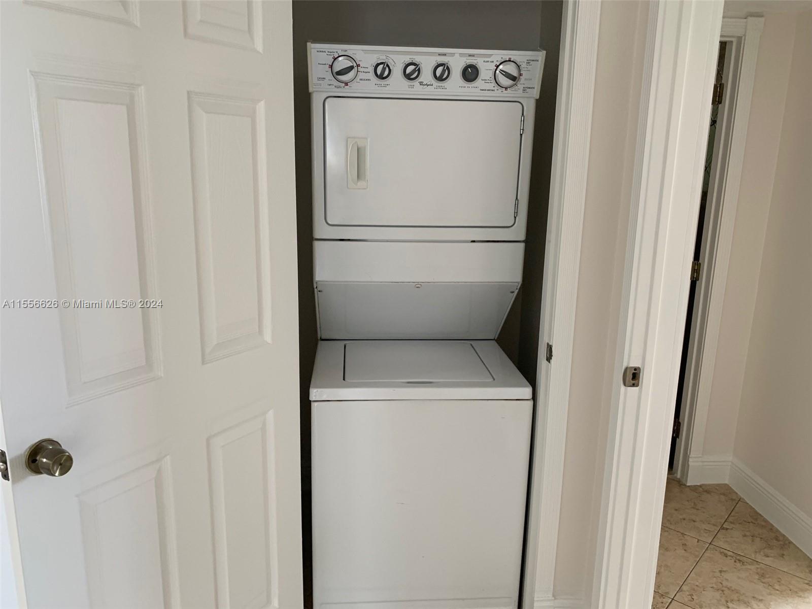 3521 SW 23rd St # 3521