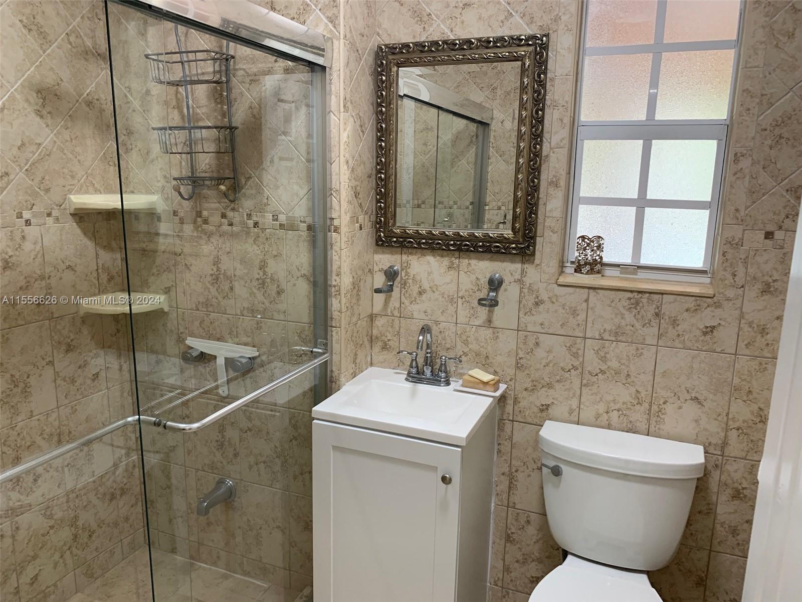 3521 SW 23rd St # 3521