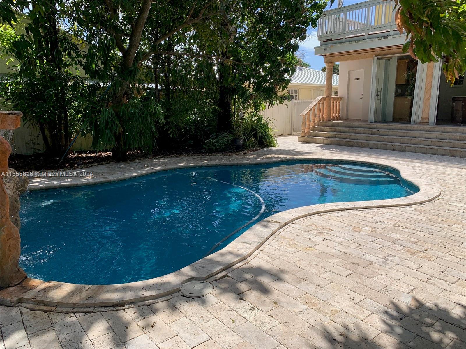 3521 SW 23rd St # 3521