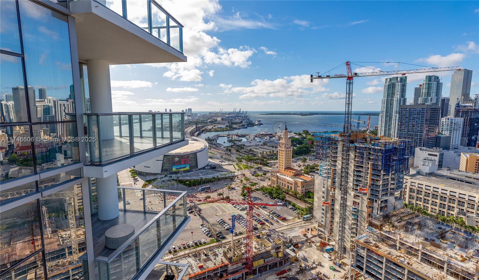 851 NE 1st Ave # 2812