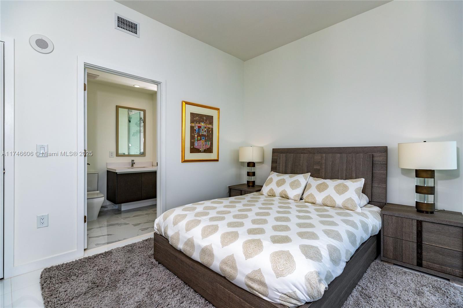 851 NE 1st Ave # 2812