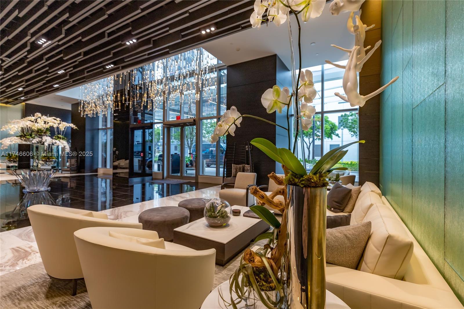 851 NE 1st Ave # 2812