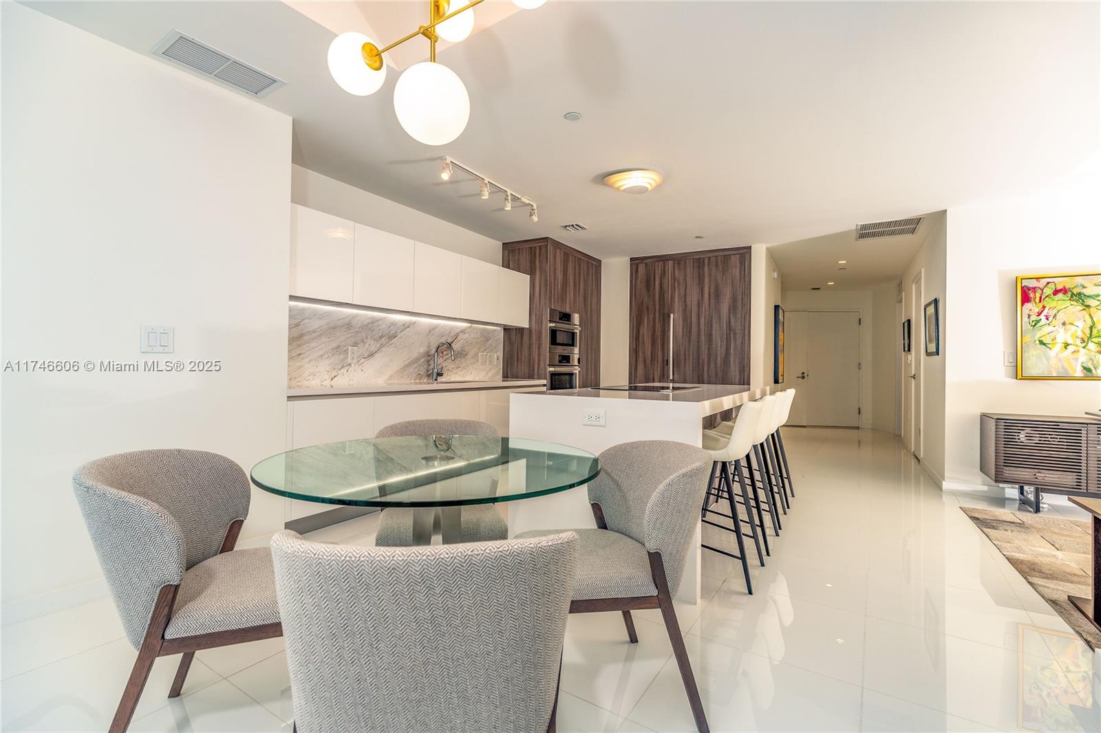 851 NE 1st Ave # 2812