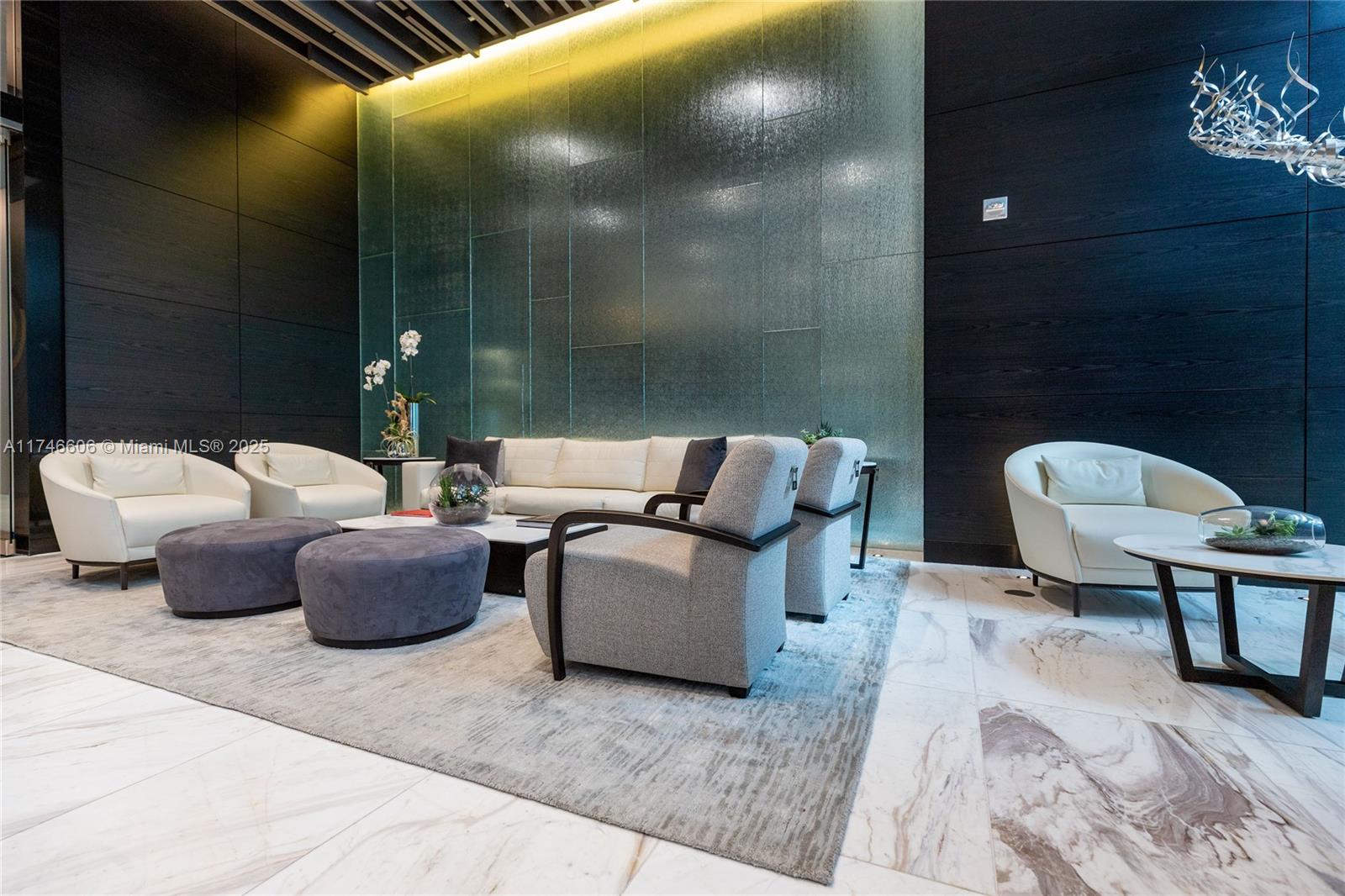 851 NE 1st Ave # 2812