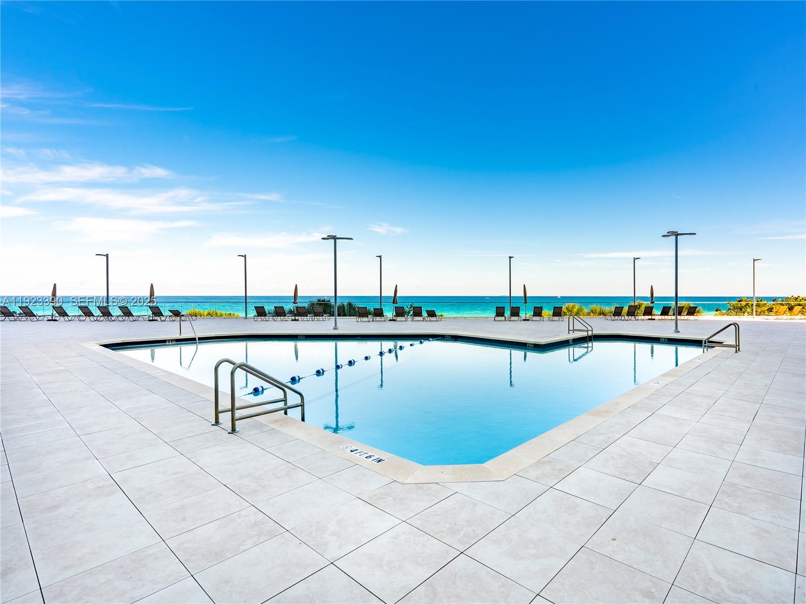 7135 Collins Ave # 1233