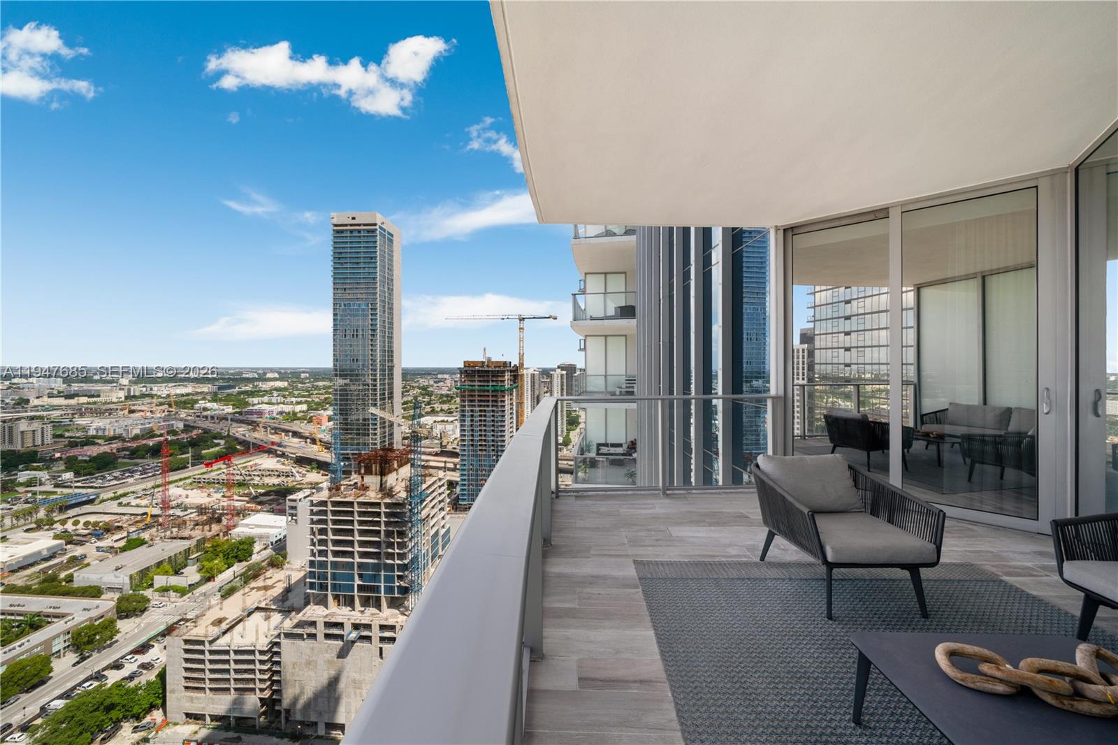 851 NE 1st Ave # 3408