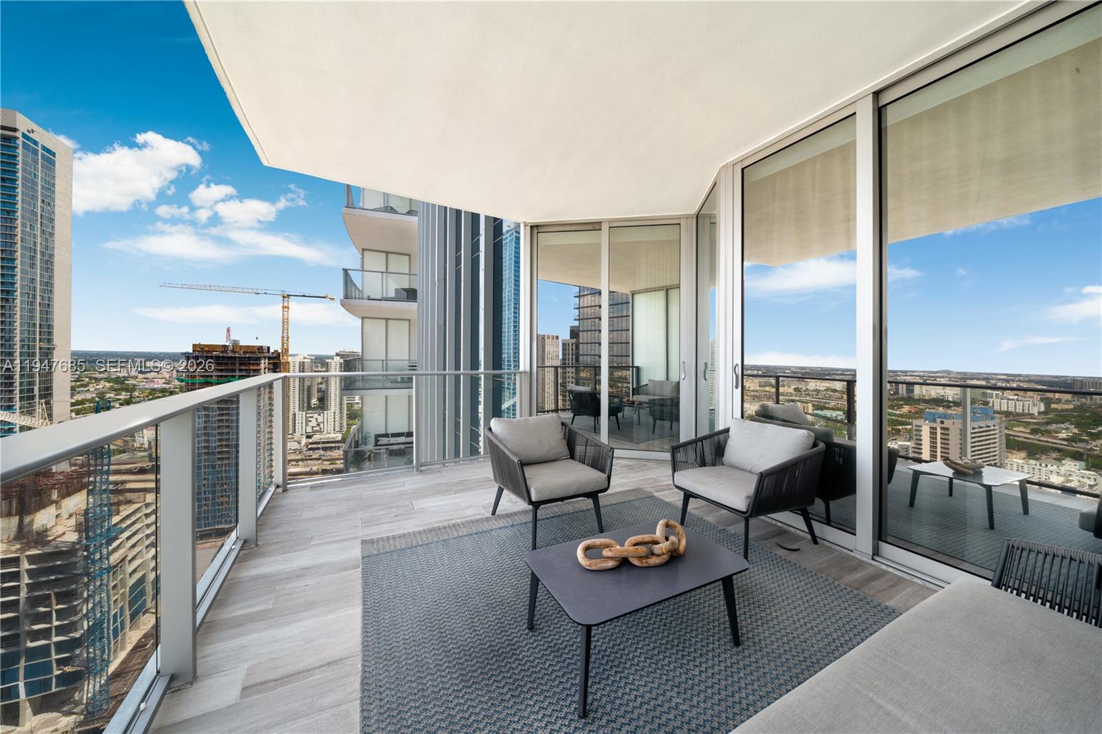 851 NE 1st Ave # 3408