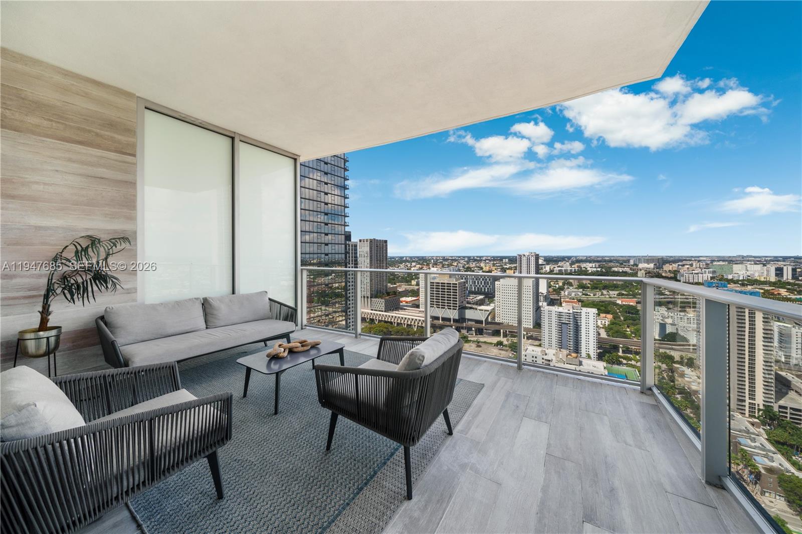 851 NE 1st Ave # 3408