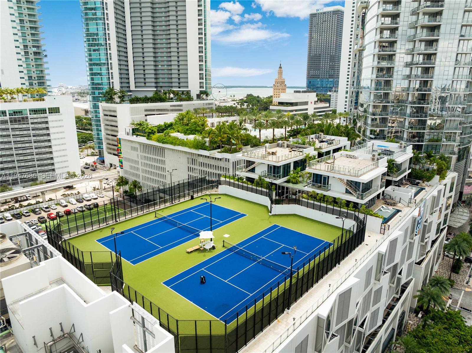 851 NE 1st Ave # 3408