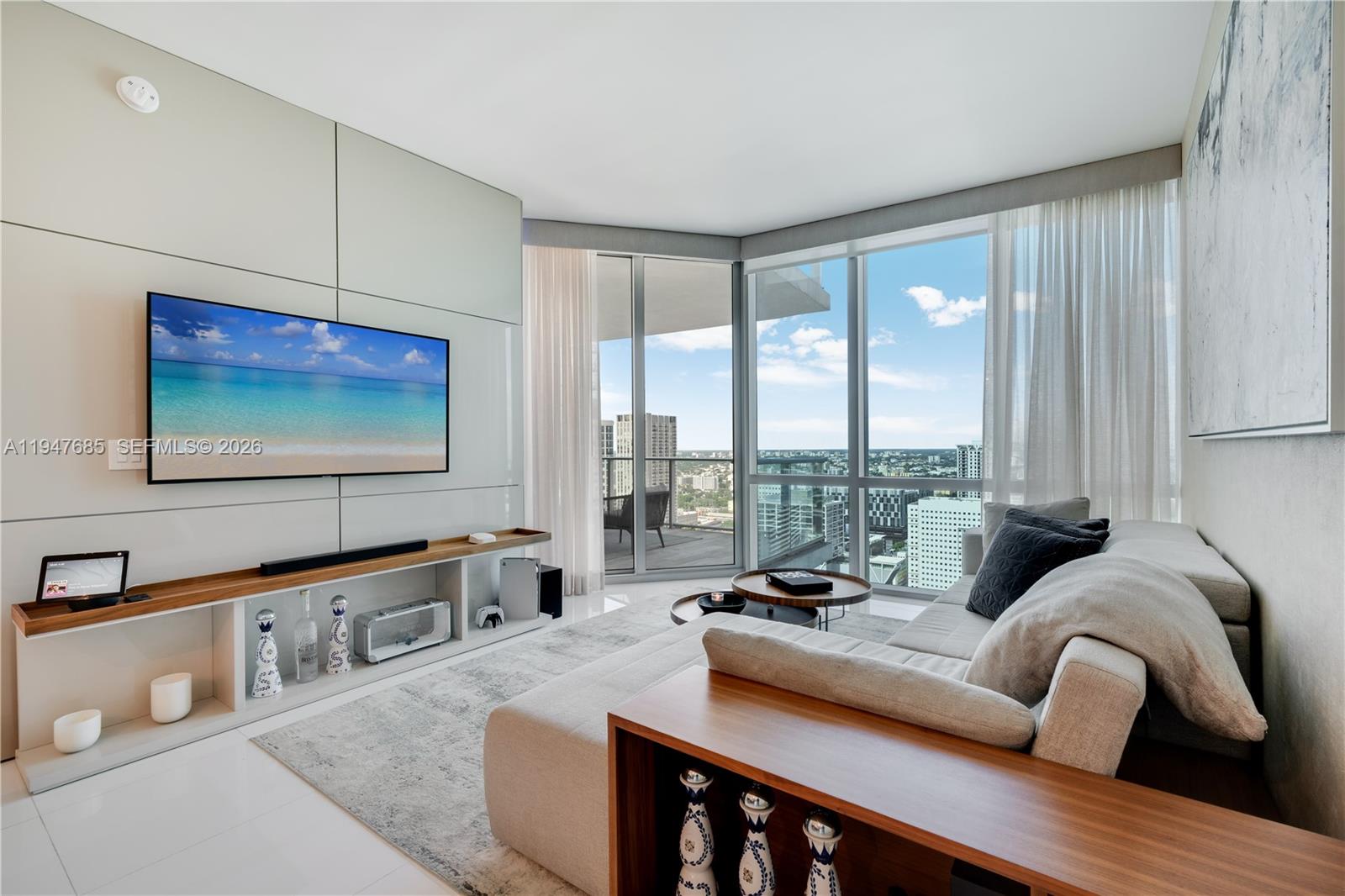 851 NE 1st Ave # 3408