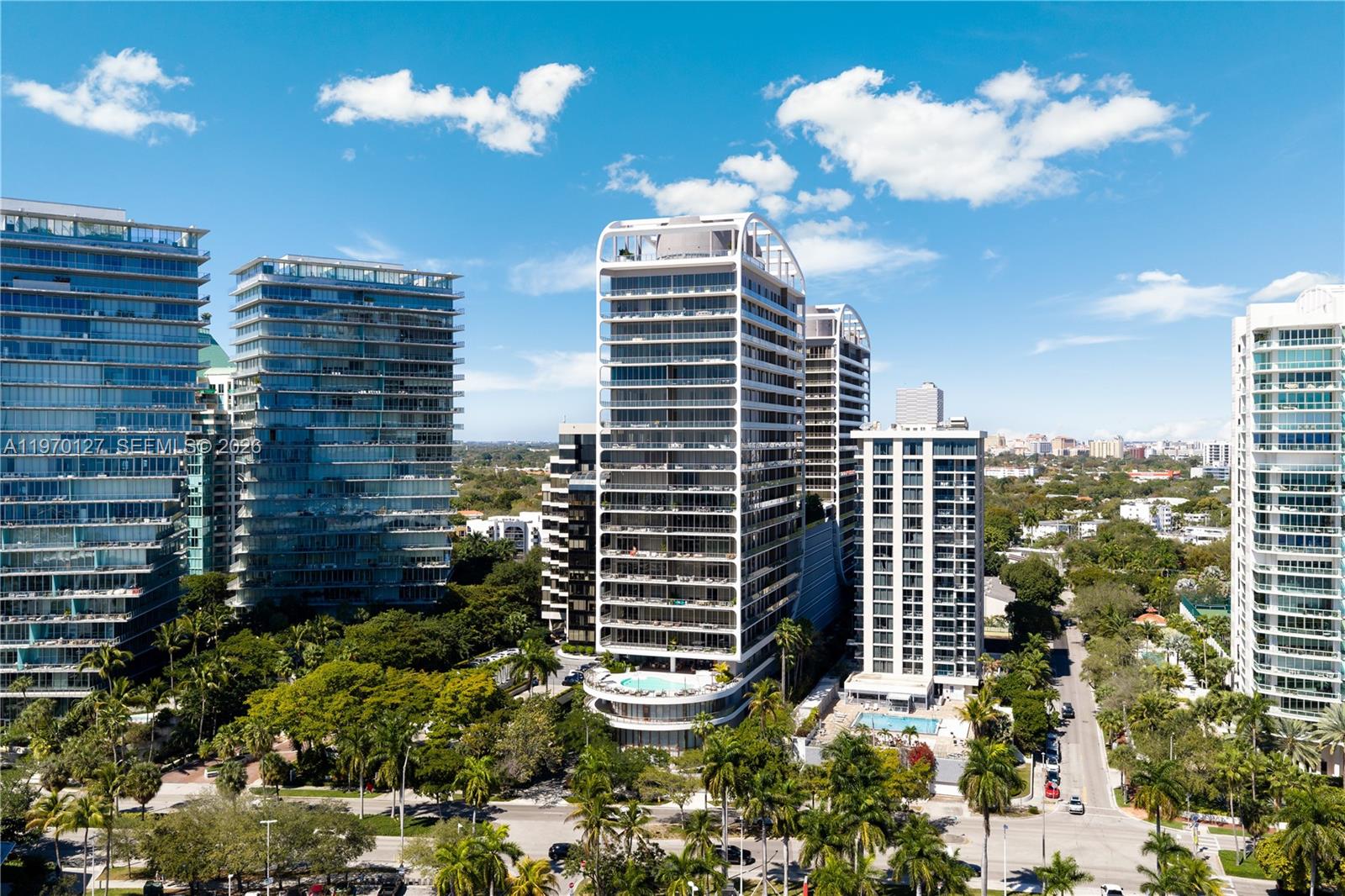 2678 Tigertail Ave # 1410