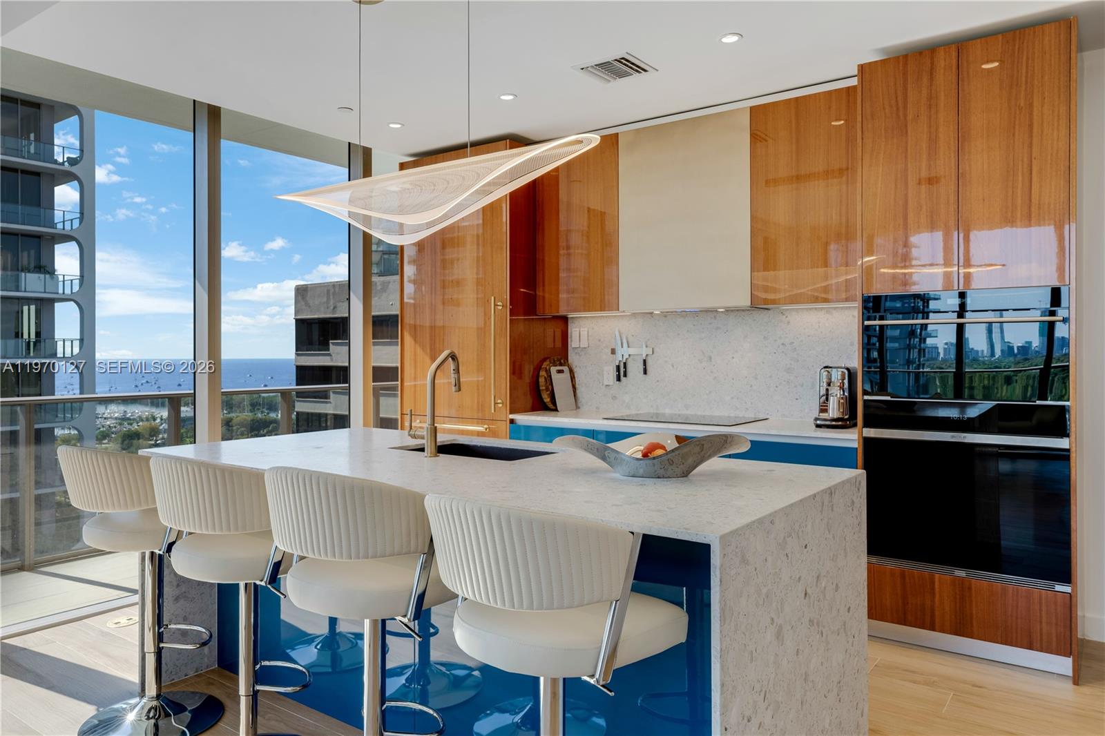 2678 Tigertail Ave # 1410