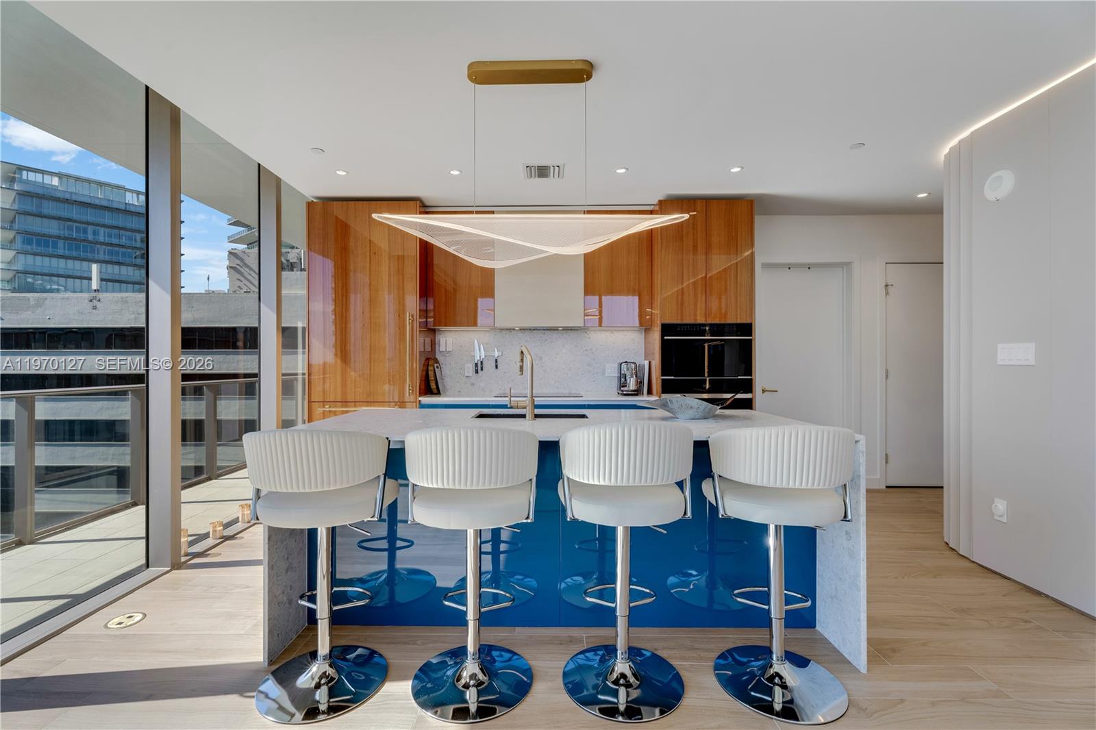 2678 Tigertail Ave # 1410