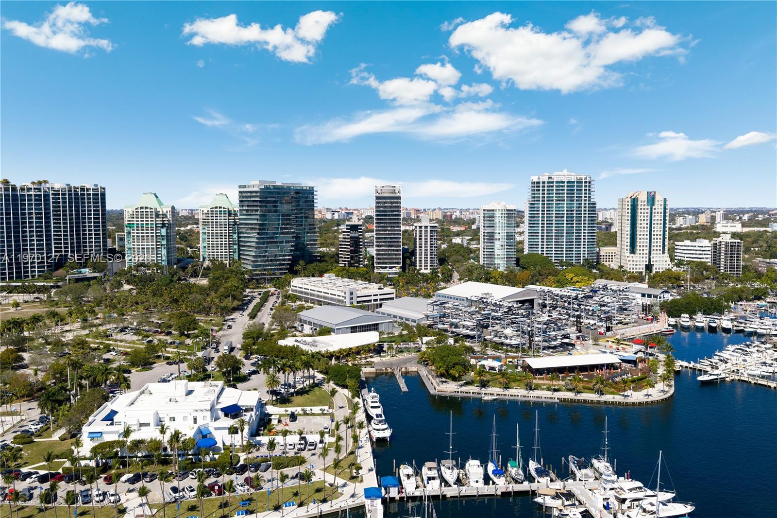 2678 Tigertail Ave # 1410