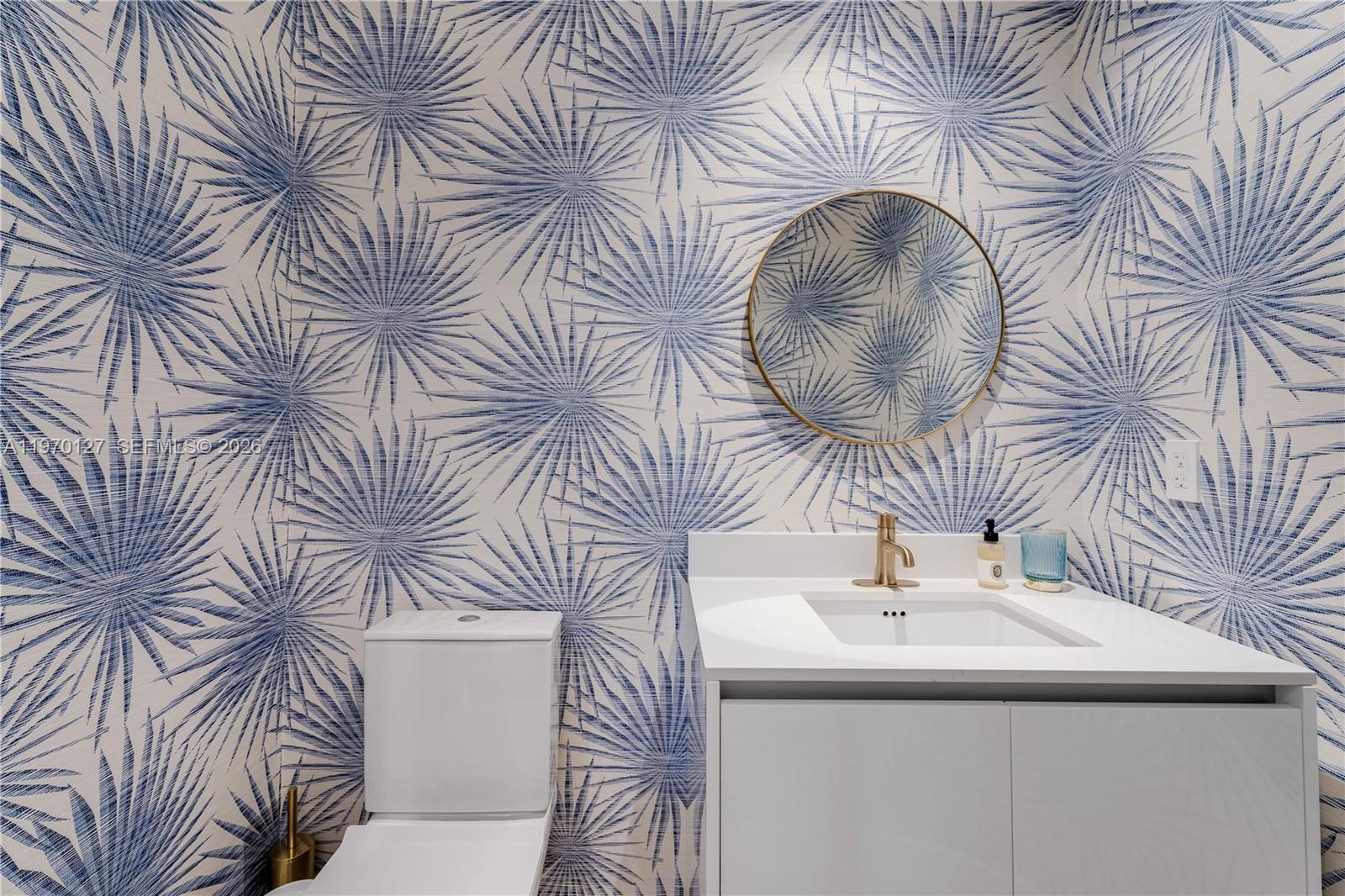 2678 Tigertail Ave # 1410