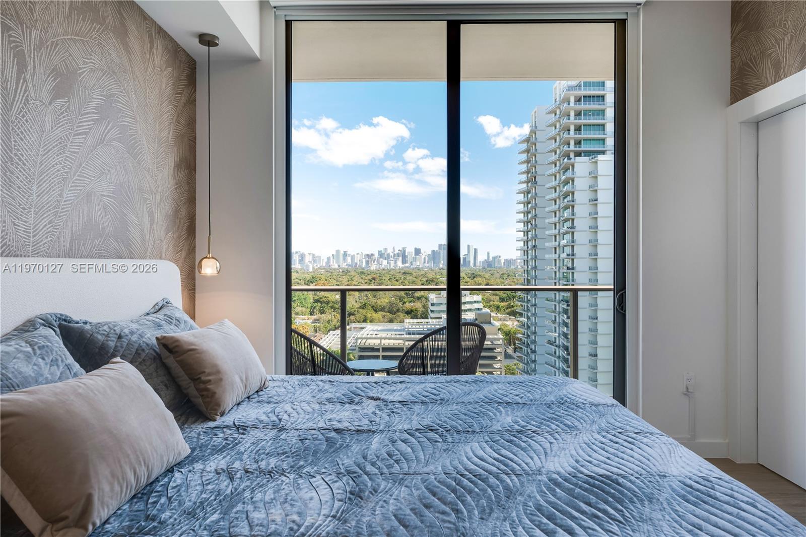 2678 Tigertail Ave # 1410