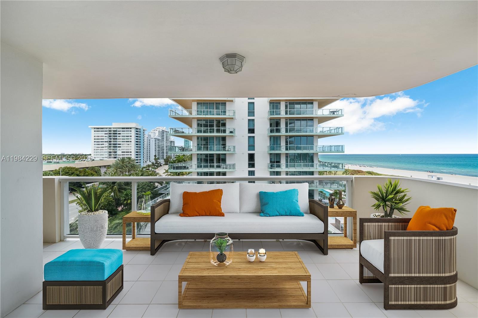 5757 Collins Ave # 707