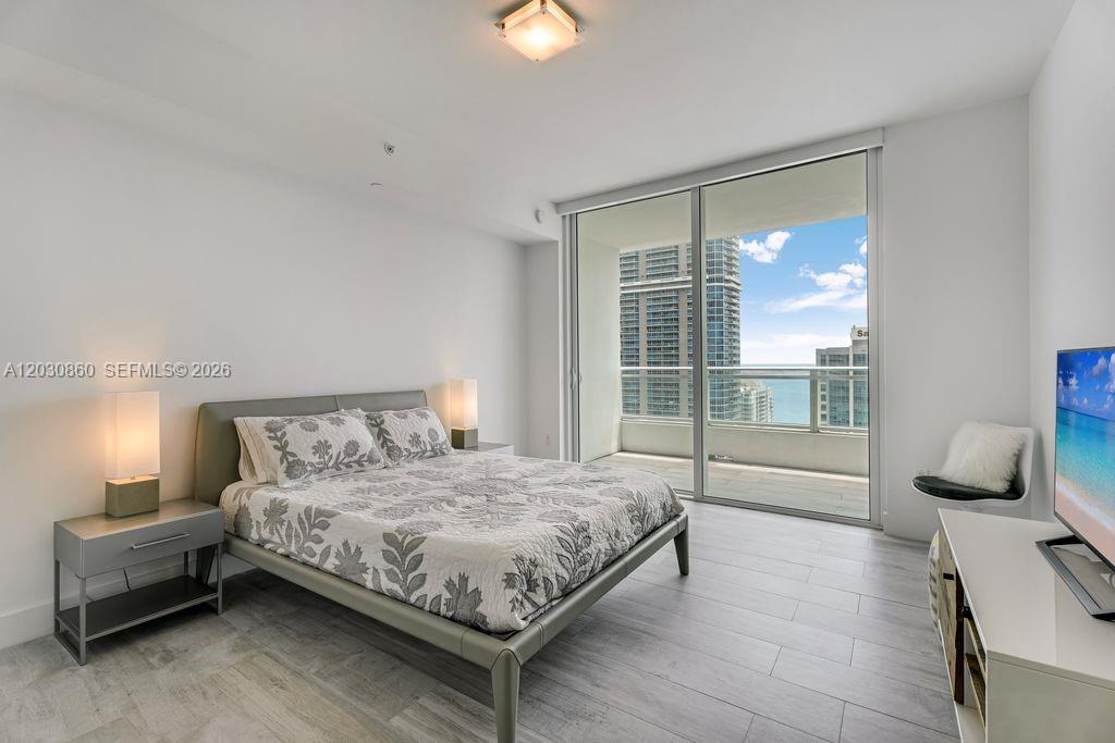 1080 Brickell Ave # 3602