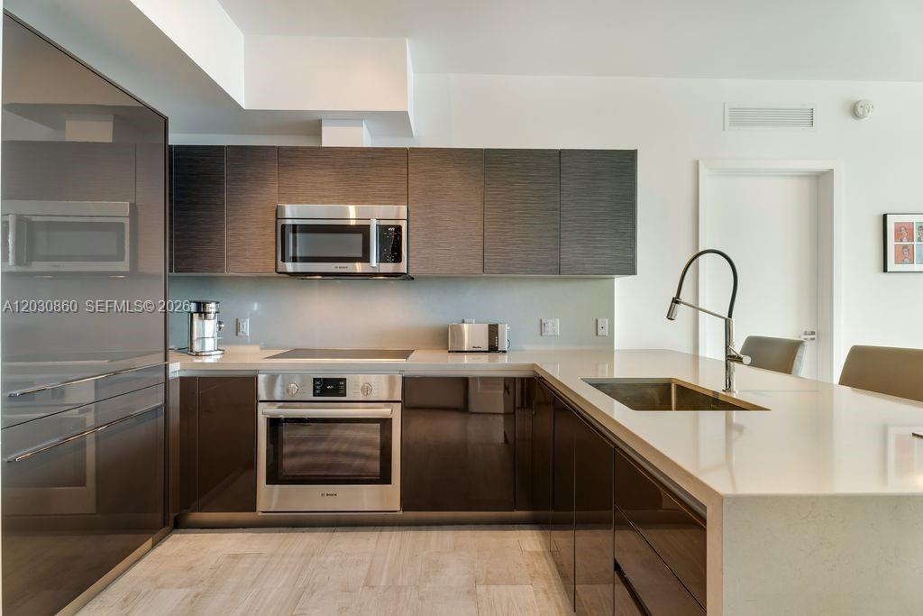 1080 Brickell Ave # 3602