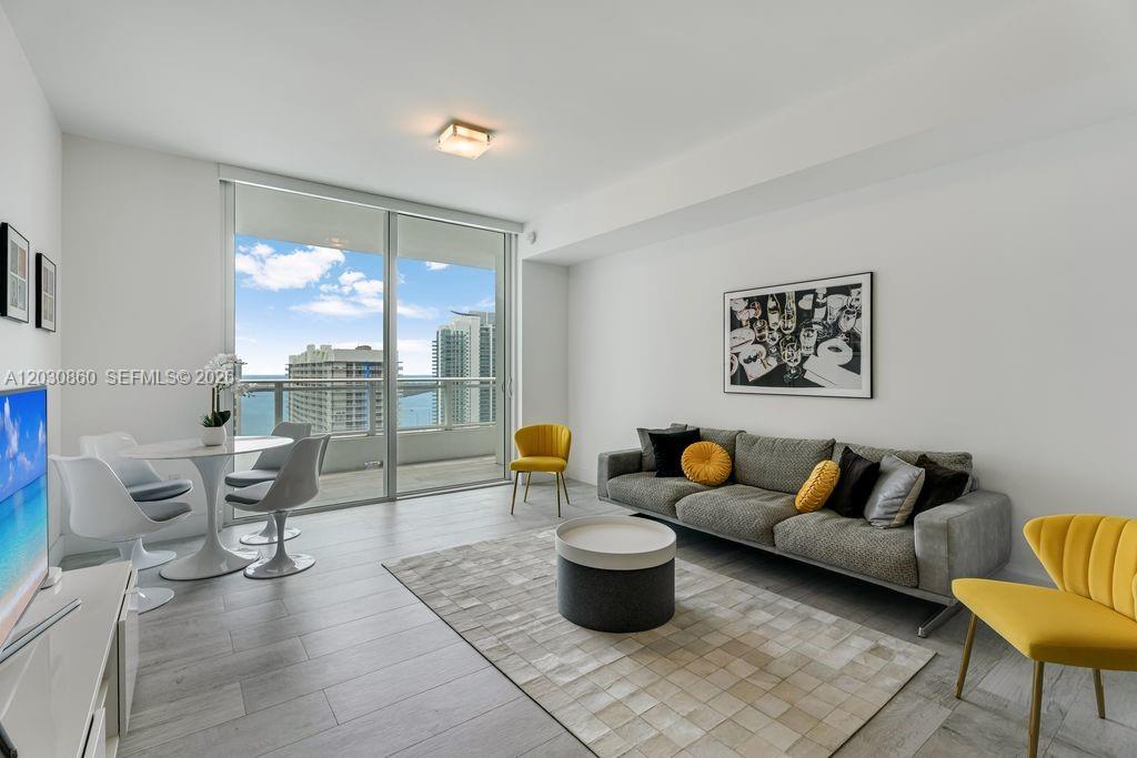1080 Brickell Ave # 3602