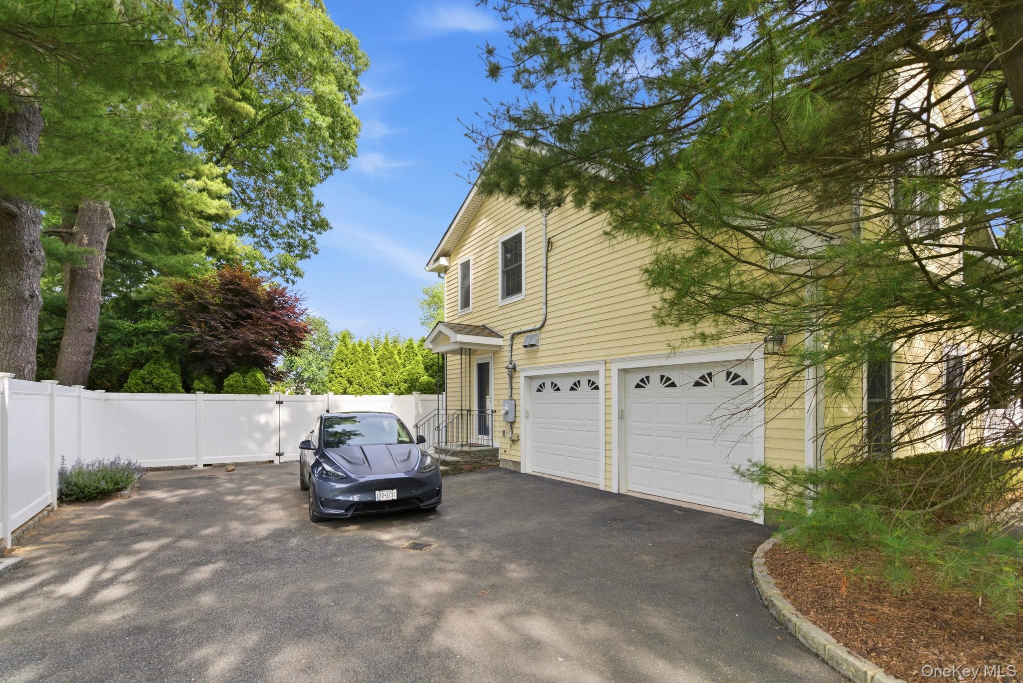 316 S Woods Road