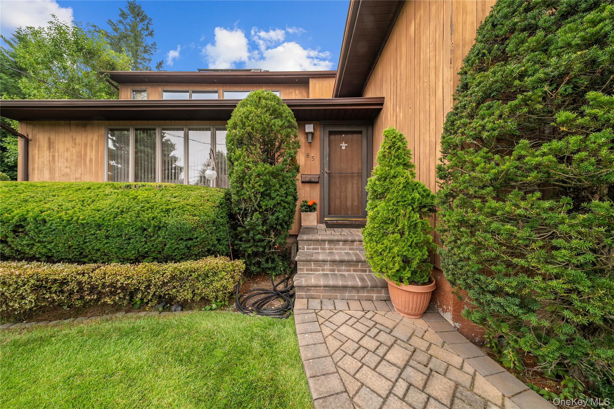 65 Elmtree Lane