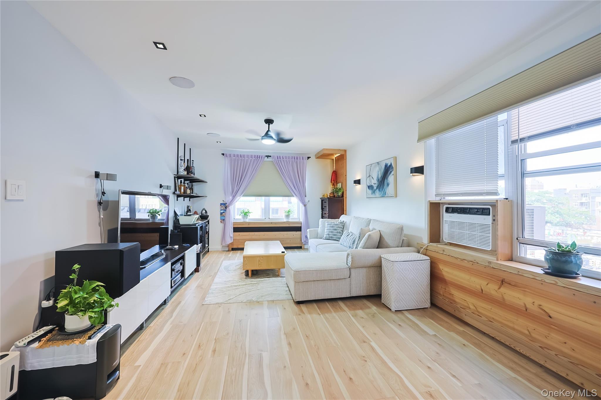 13604 Cherry Avenue Unit: 4E