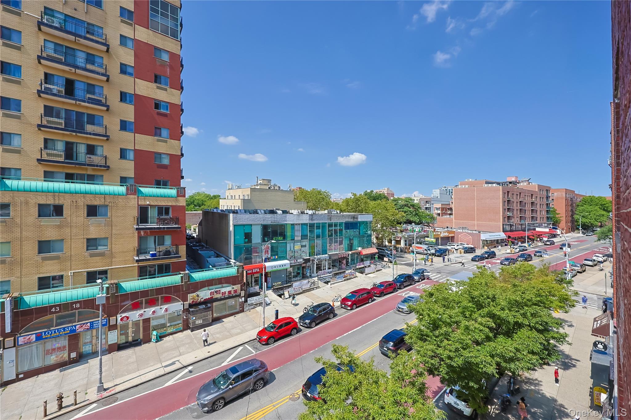 13604 Cherry Avenue Unit: 4E
