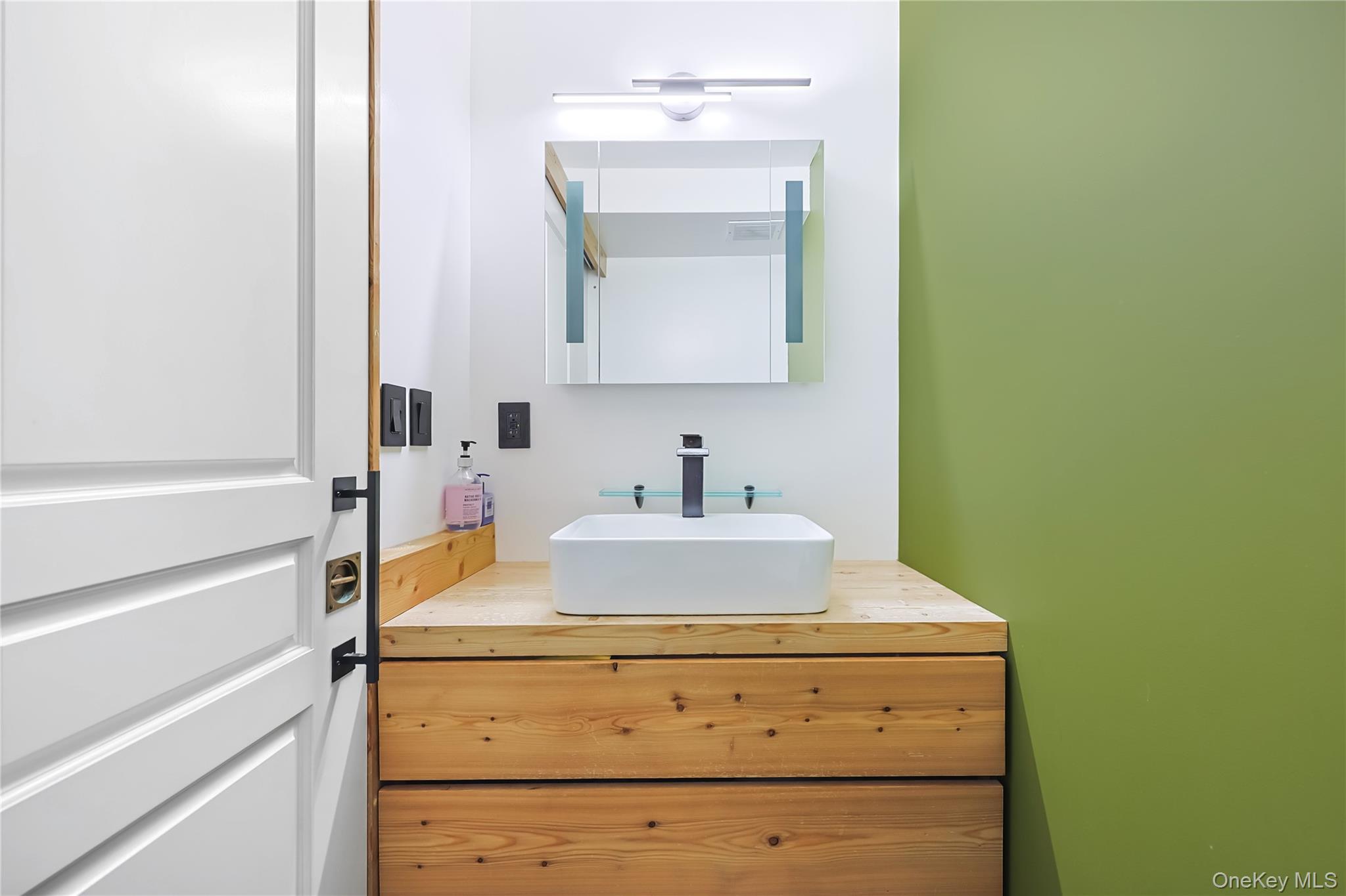 13604 Cherry Avenue Unit: 4E