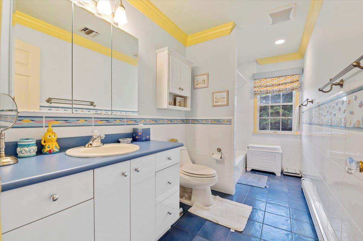 12 Caumsett Farms Lane