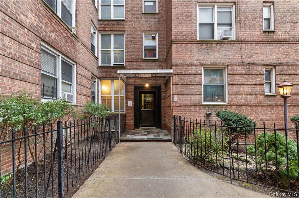 134-30 Franklin Avenue Unit: 5H