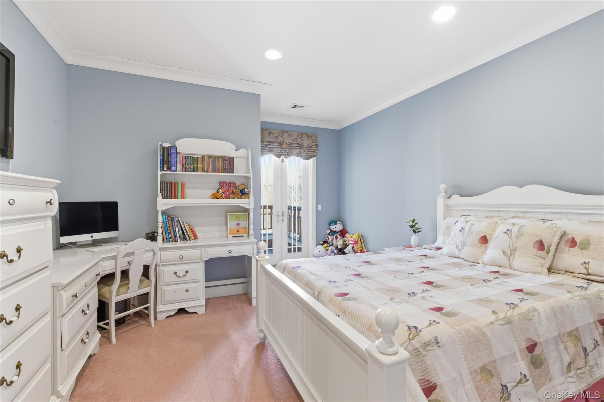 50 Holiday Pond Road