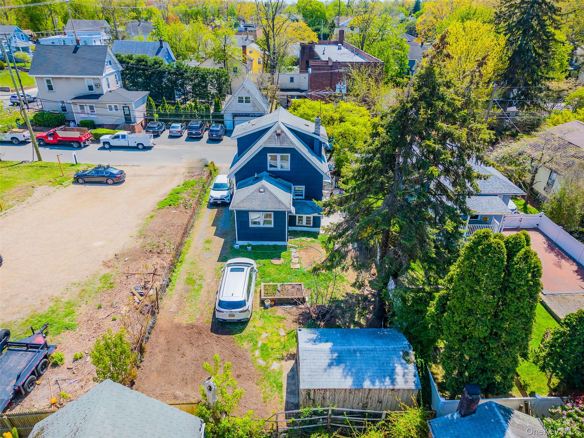6 Littleworth Lane