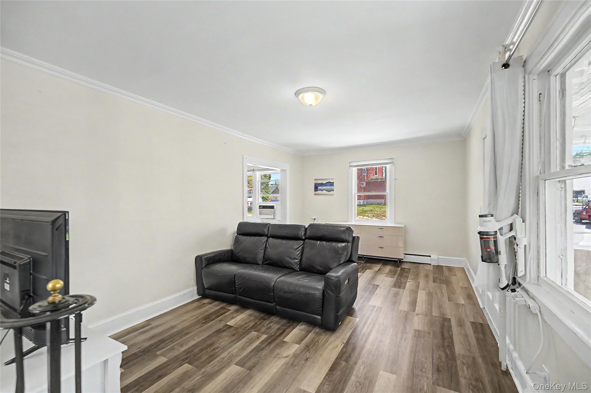6 Littleworth Lane