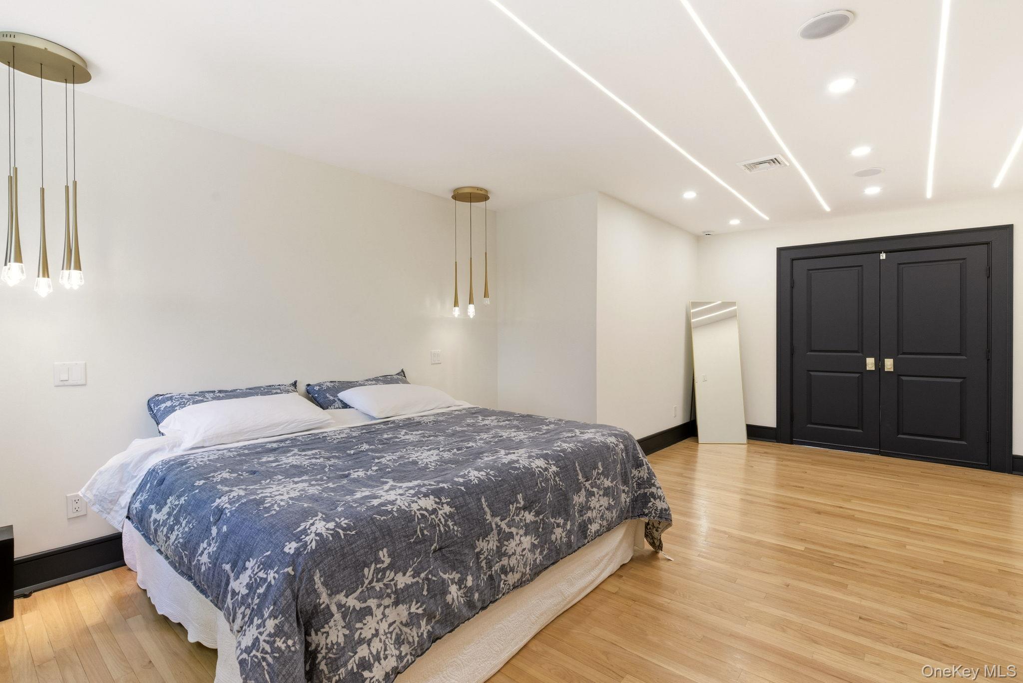 3 Rustic Court