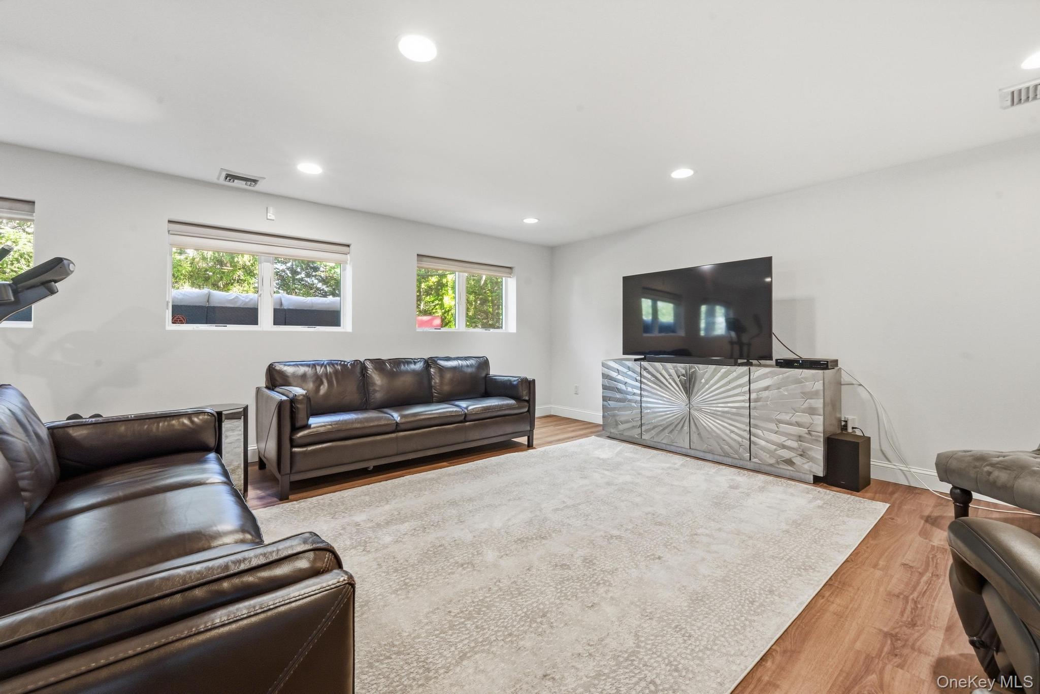 8 Herkimer Avenue