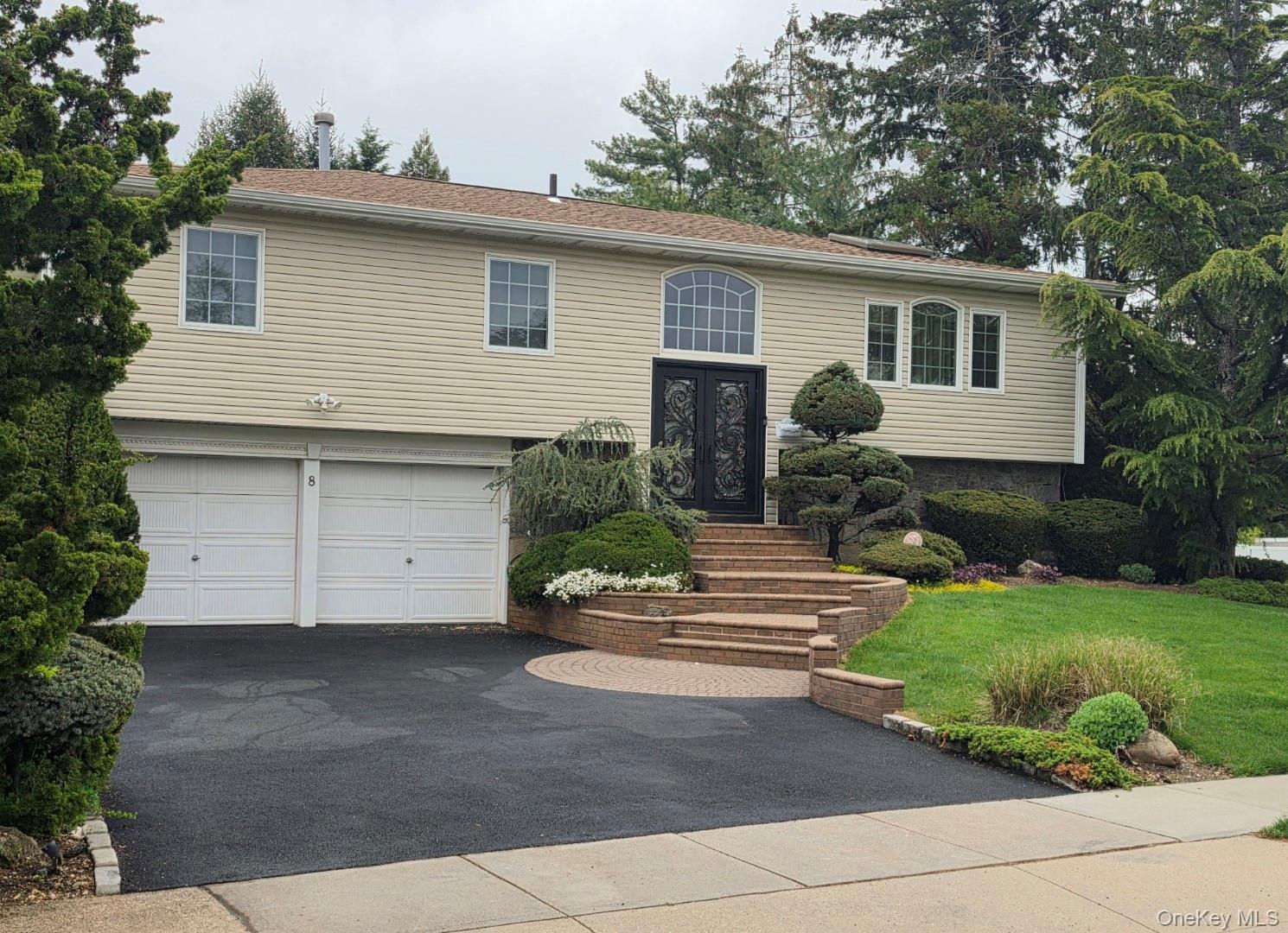 8 Herkimer Avenue