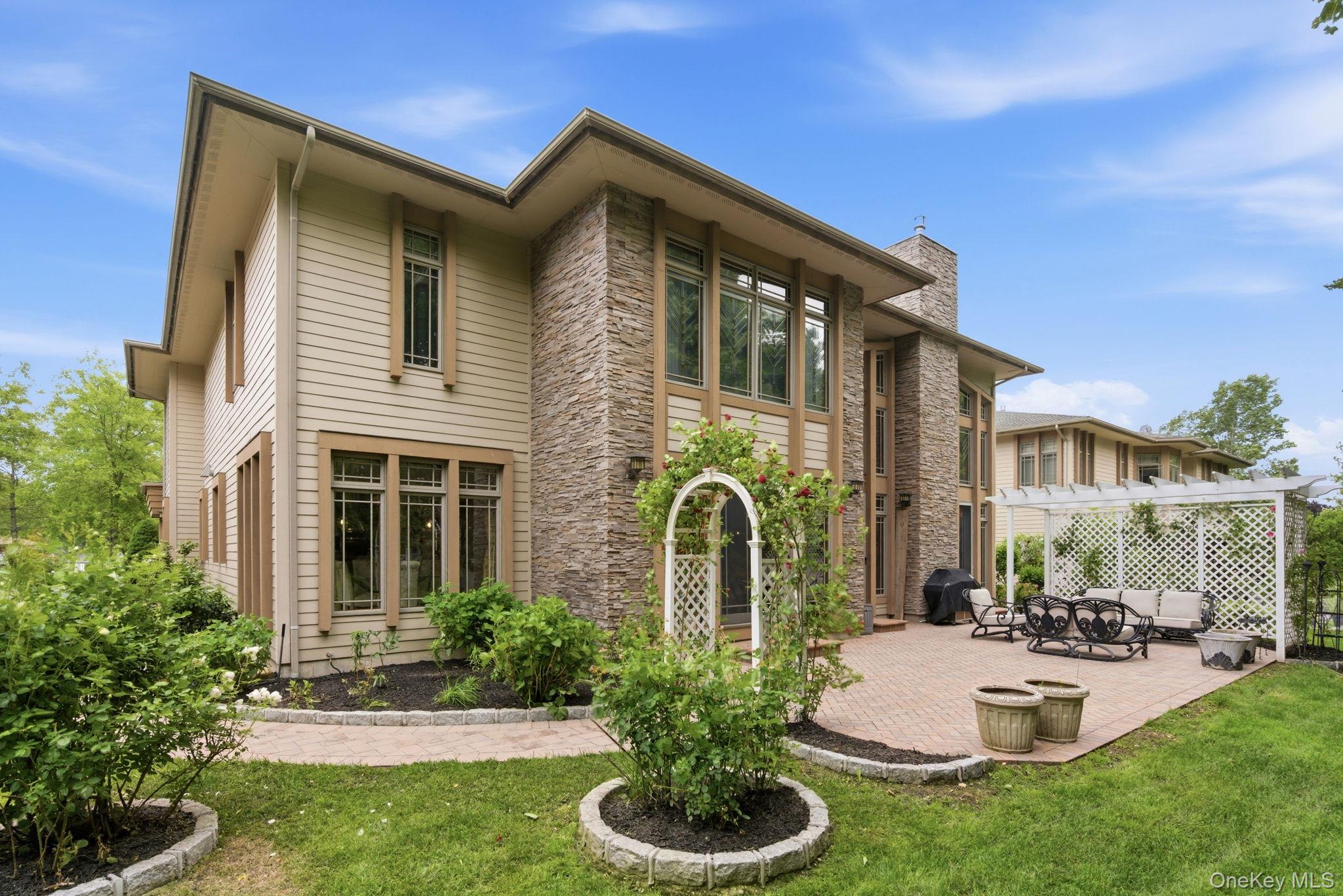 3 Olde Hamlet Drive
